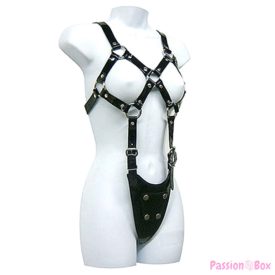 LEATHER BODY - EXPOSED BODY WOMAN