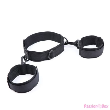 OHMAMA FETISH - NYLON HANDCUFFS AND COLLAR