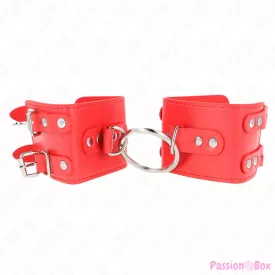  KINK - FIXED WRIST RESTRAINTS WITH RING AND STUDS ADJUSTABLE RED 17-22 CM X 6.5 CM