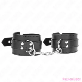 KINK - WRIST RESTRAINTS WITH STUDS 35 X 6 CM