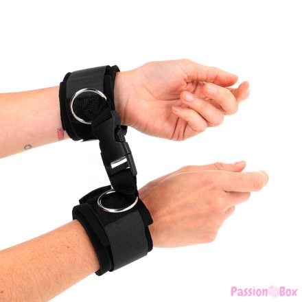 KINK - NEOPRENE HOOK&LOOP FASTENER WRIST RESTRAINTS BLACK ADJUSTABLE 22-34 CM
